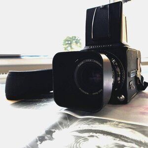 Hasselblad 500 C/M Medium Format with Carl Zeiss 80mm Planar lens and film back